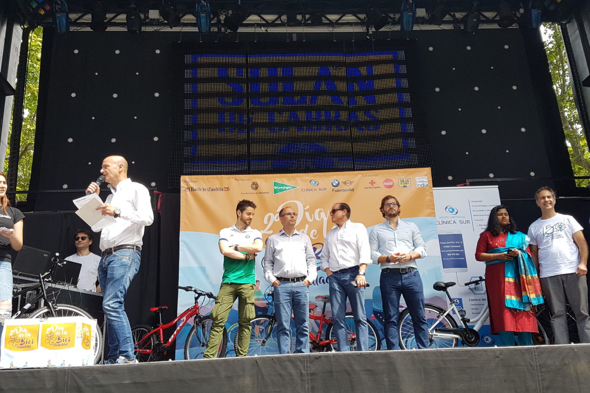 Las Bicicletas son para el verano, en Valladolid y con Clínica Sur